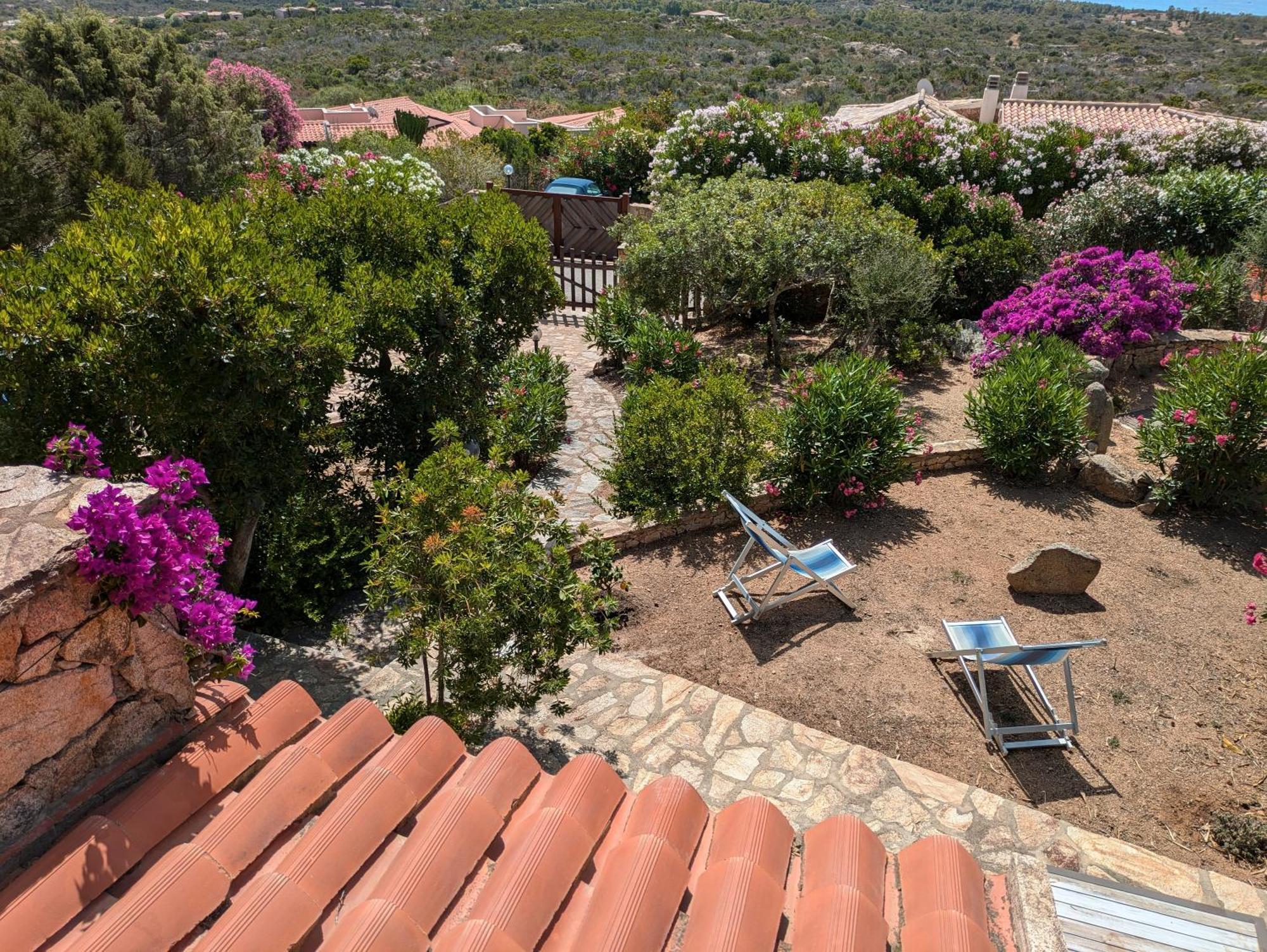 Villa Vista Mare Cala Ginepro Punta Molara المظهر الخارجي الصورة